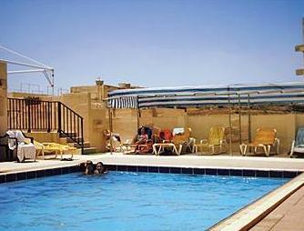 The Mediterranea Hotel & Suites St. Paul's Bay Bagian luar foto